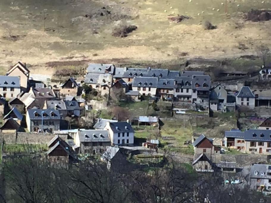 Maison Familiale Pour 8 Saint-Aventin Exteriör bild